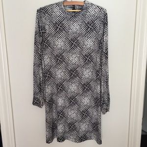 Vince Camuto dress size small